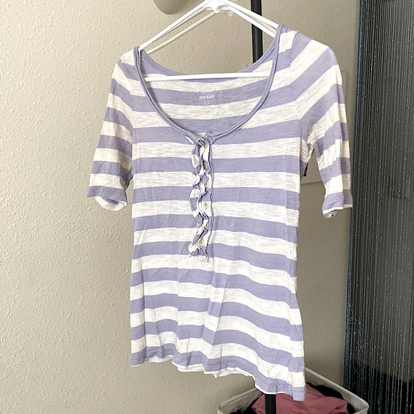 Old Navy • Purple & White Striped 1/4 Sleeve Shirt 💜 - Picture 4 of 6